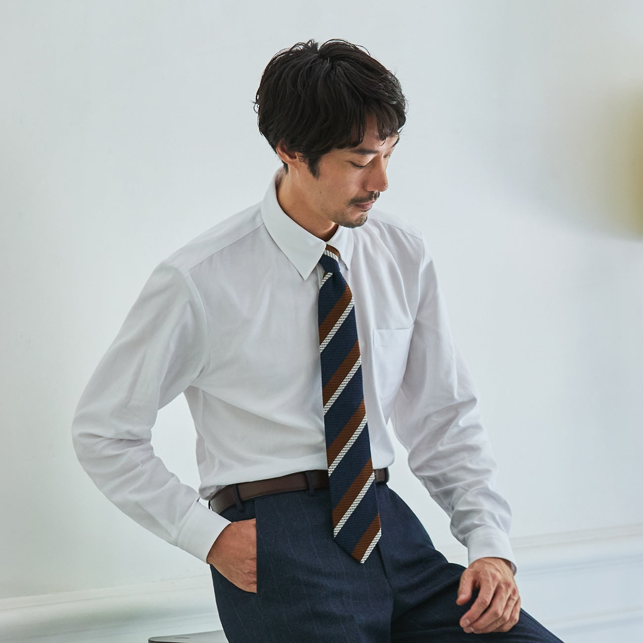 Business Casual Cotton Snap-Down Dobby Shirt - White_07