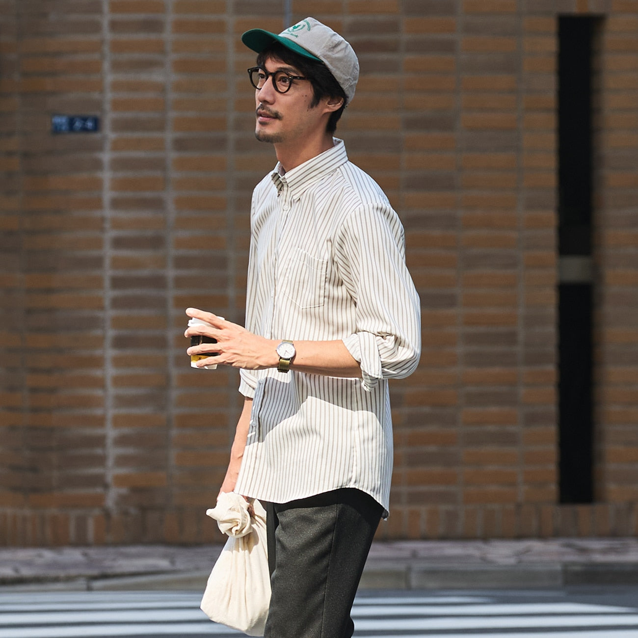 Business Casual Cotton Snap-Down Stripe Shirt - Beige_07