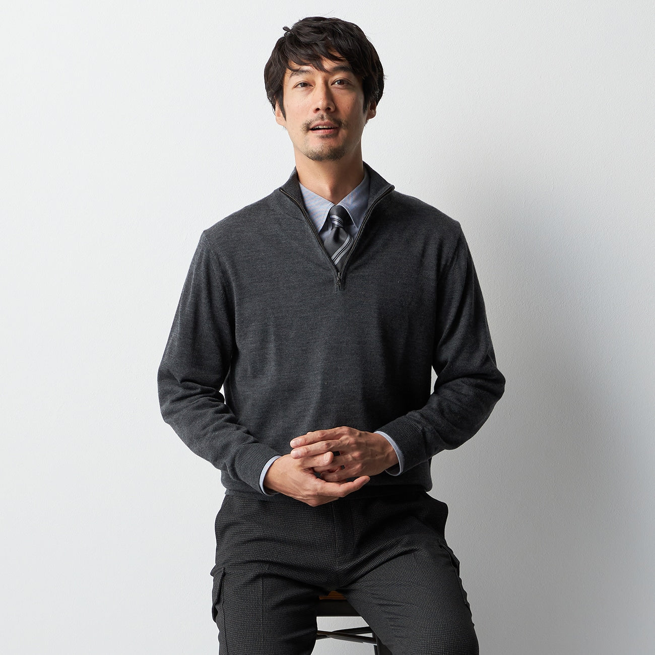 半拉链圆领毛衣_29