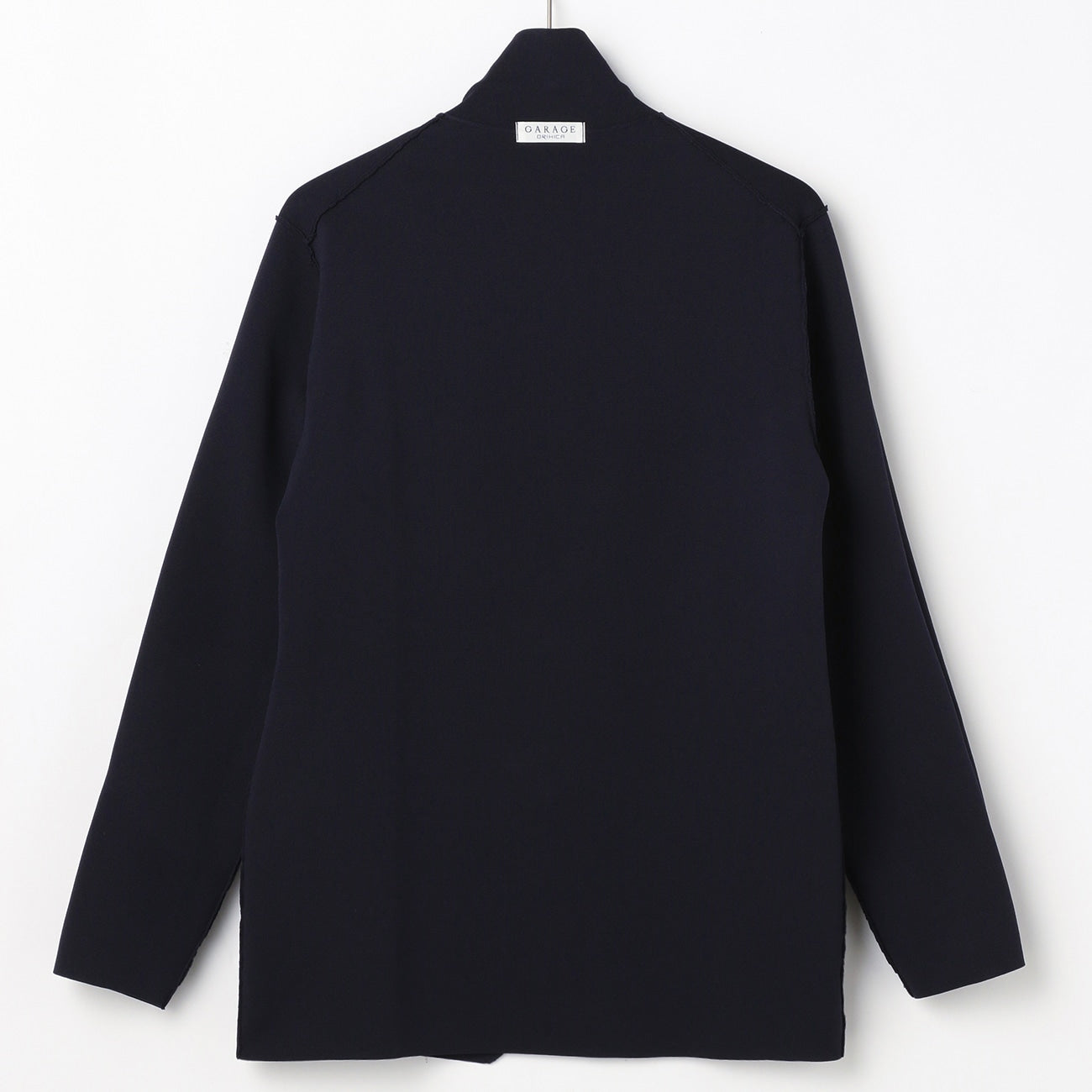 轻量款式针织外套