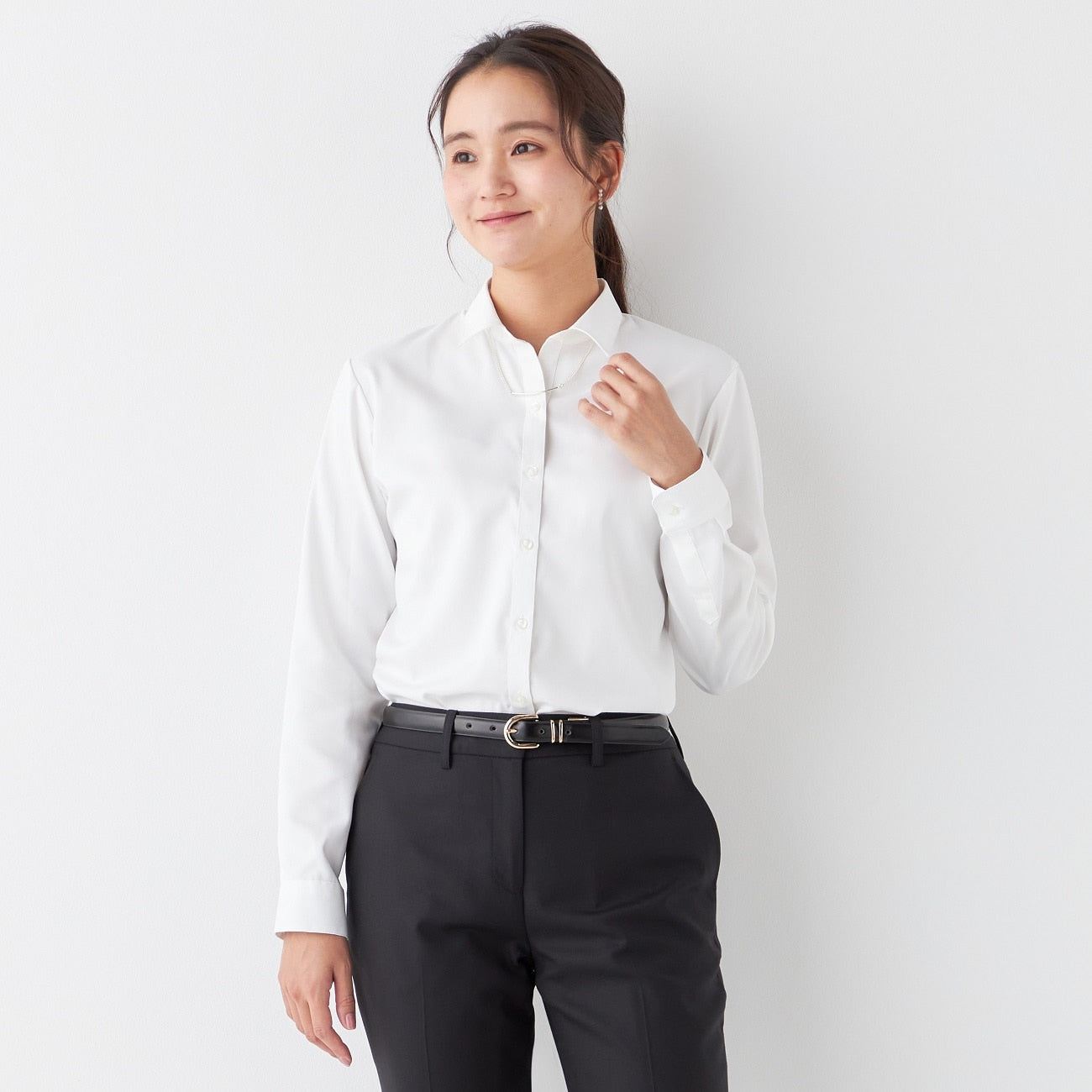 3-Way Point Collar Shirt with Accessories and Bowtie - White_22