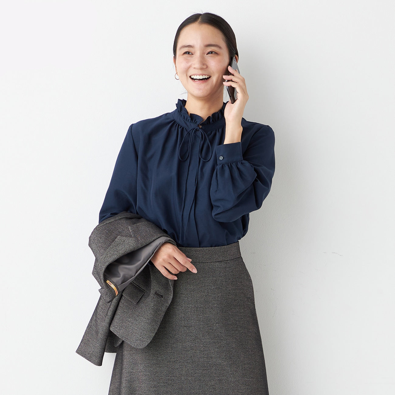 Ruffle-Trim Blouse_25