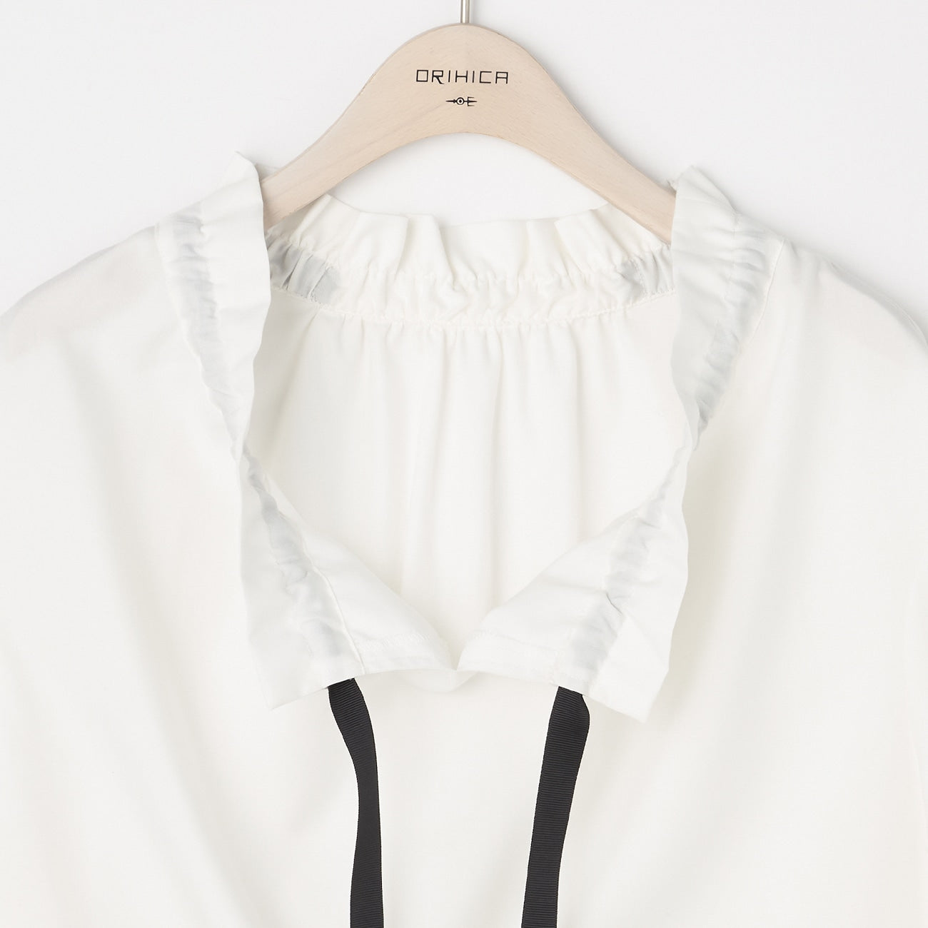 荷叶边双色上衣 - White_21