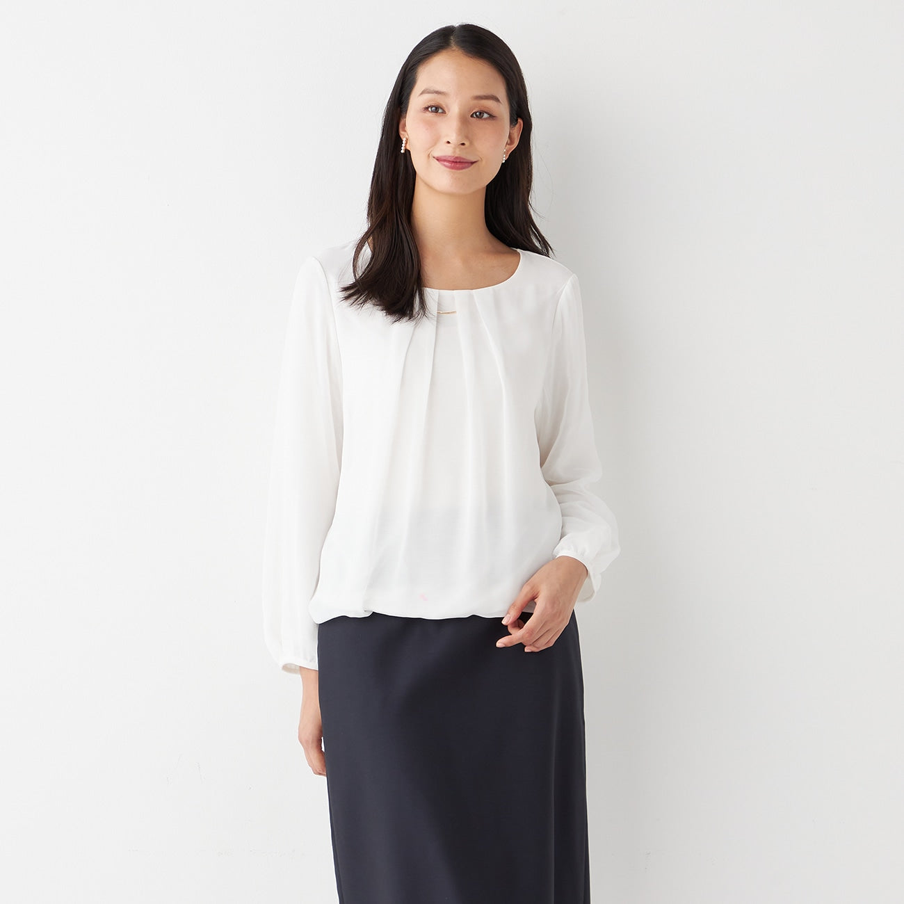 Blouse with Detachable Accessory_22