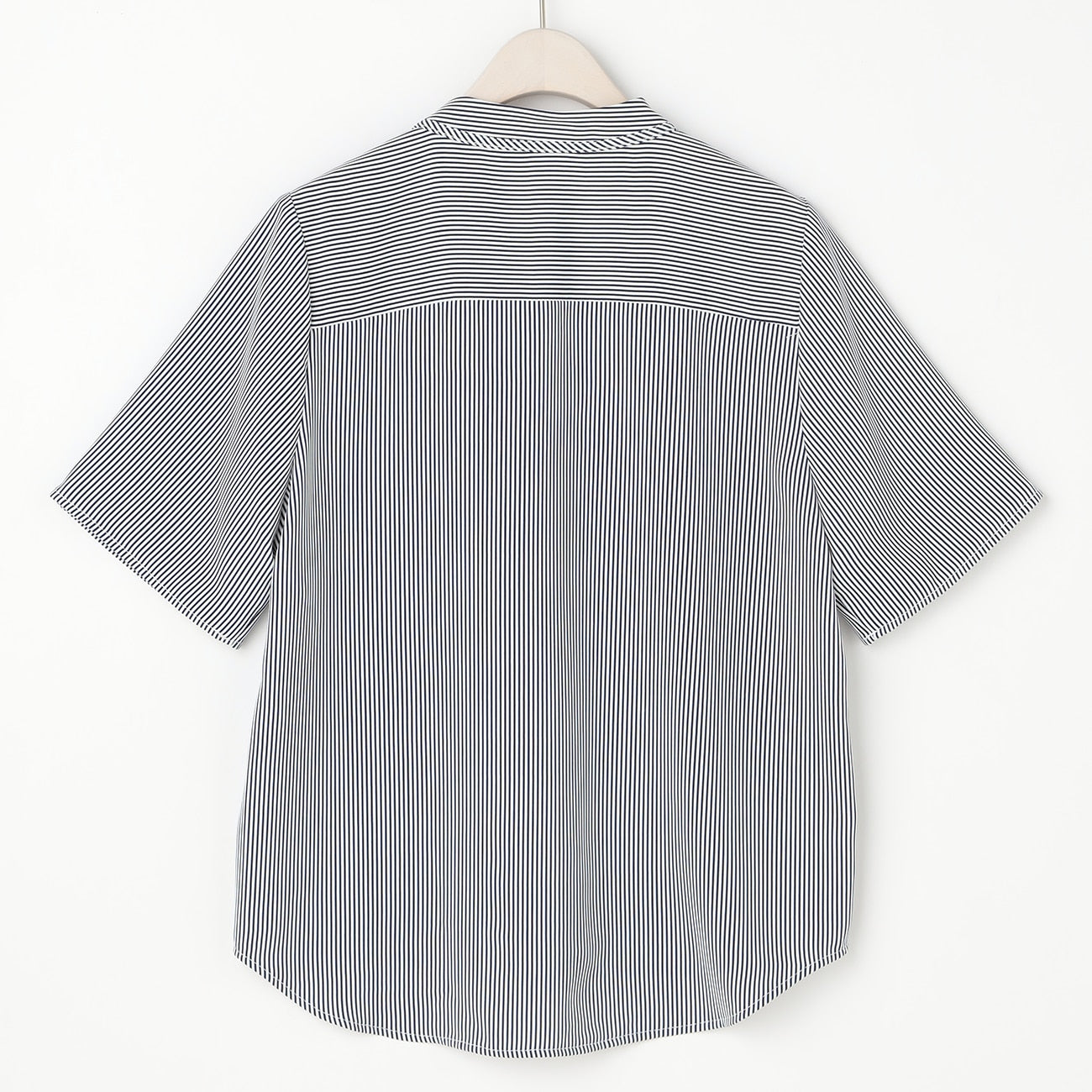 Stripe Blouse with Bow Tie - Navy_13