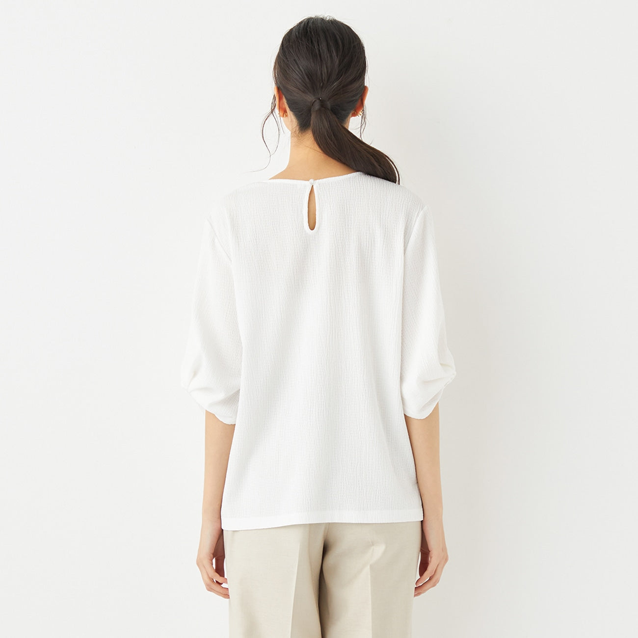 Textured Jacquard Blouse with Metal Accent_28