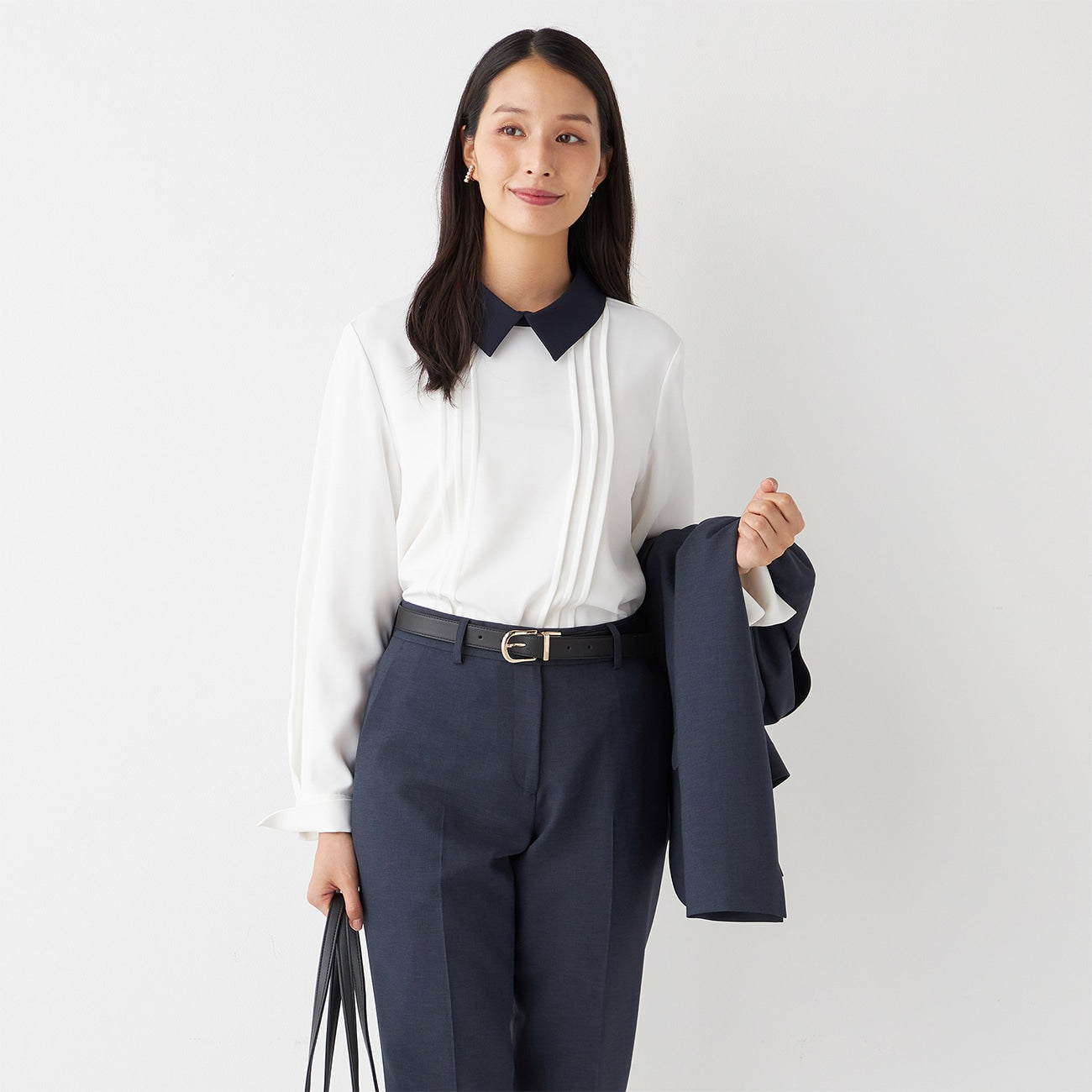 Collared Tucked Blouse_17