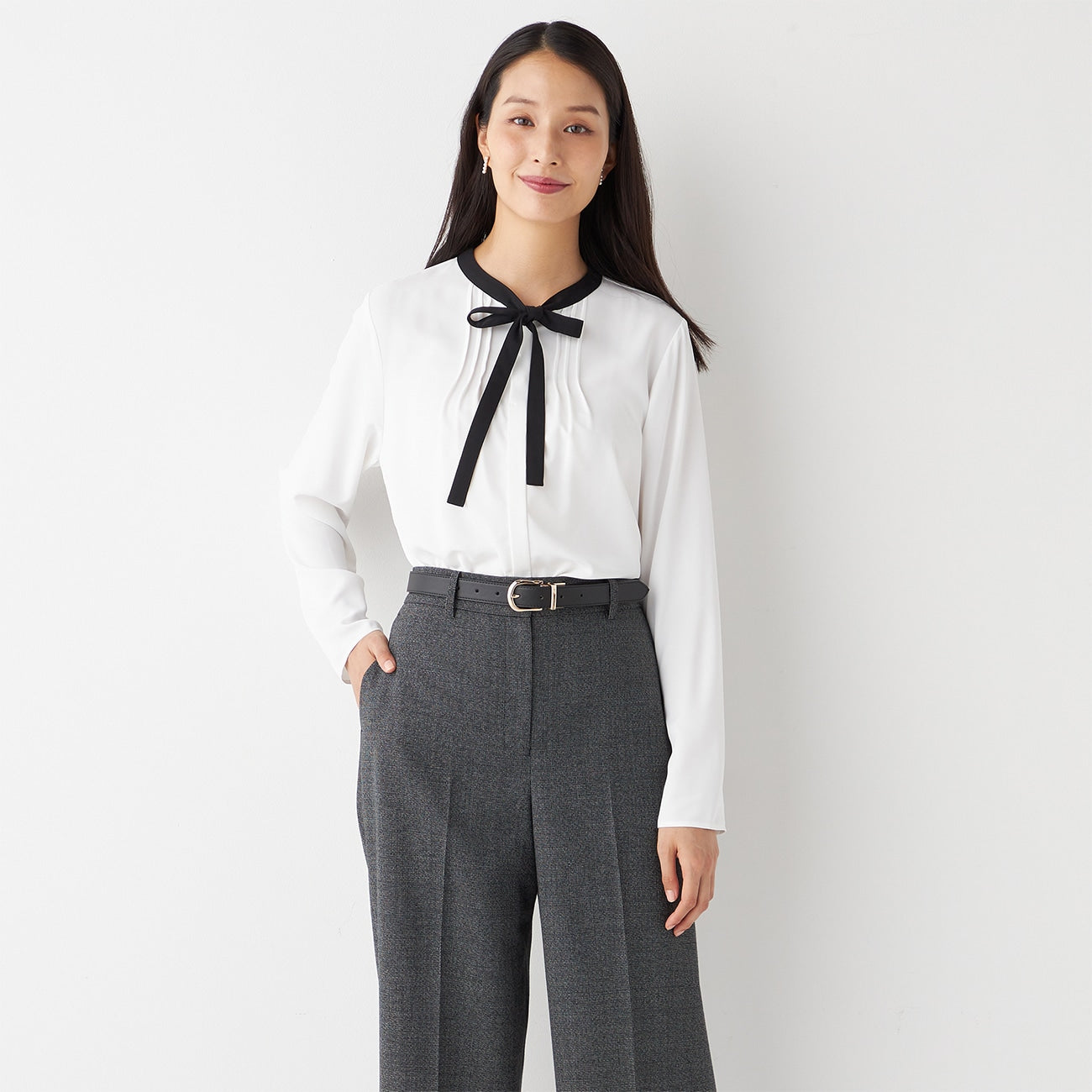 Contrast Color Bow Tie Blouse_19