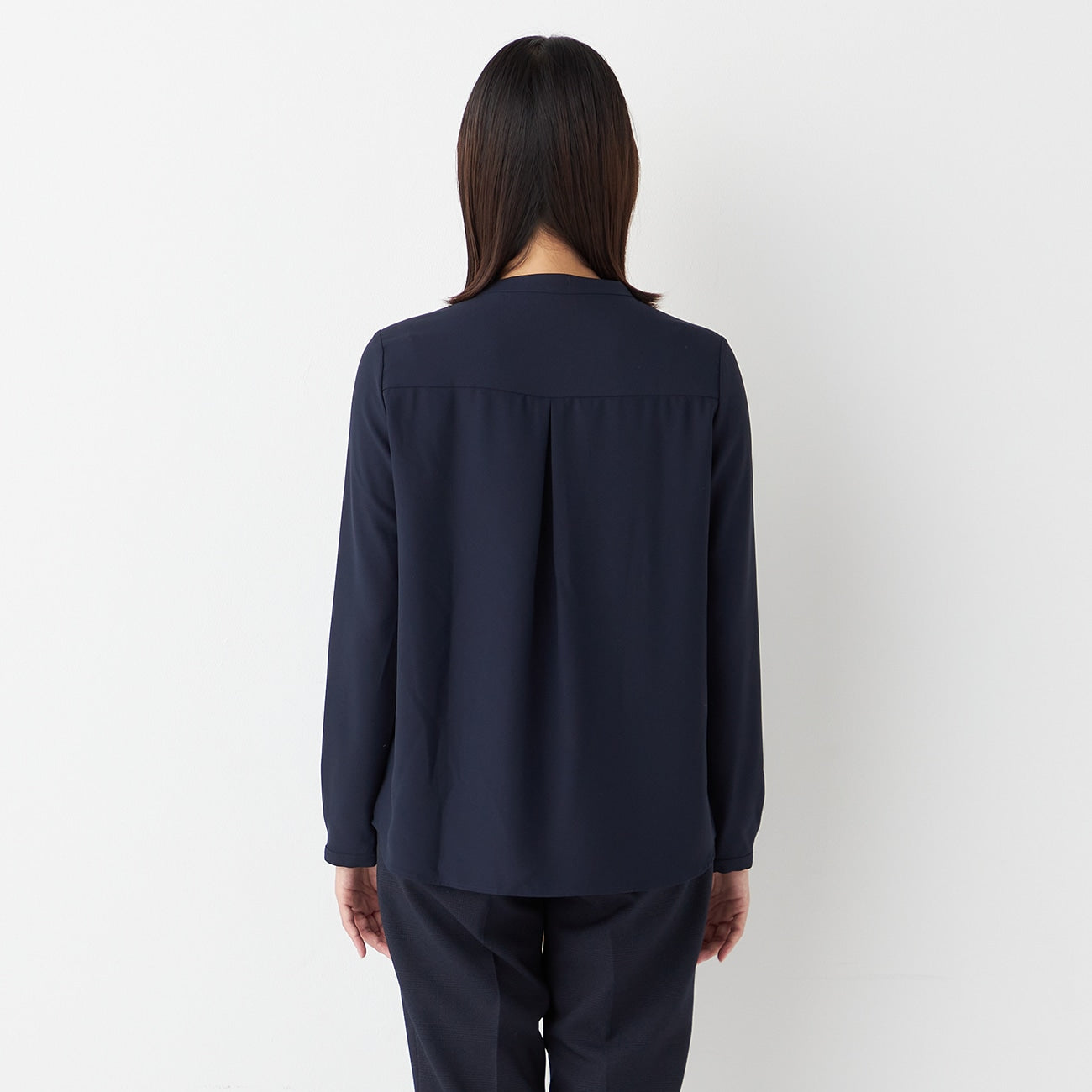 Two-Tone Stand-Collar Blouse_23