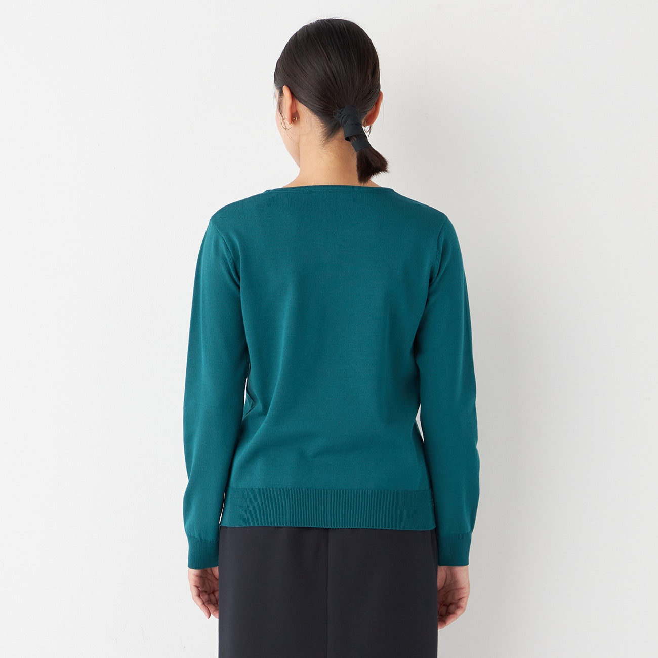 V 领套头毛衣_40