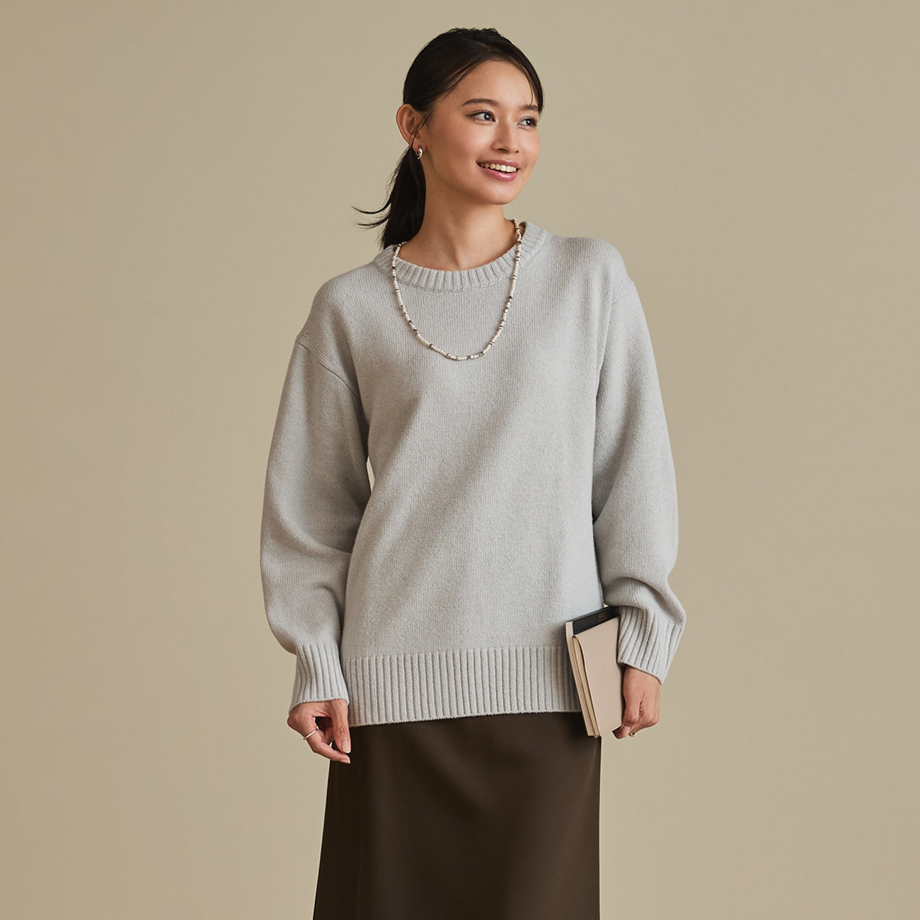 蓬松中号圆领毛衣_42